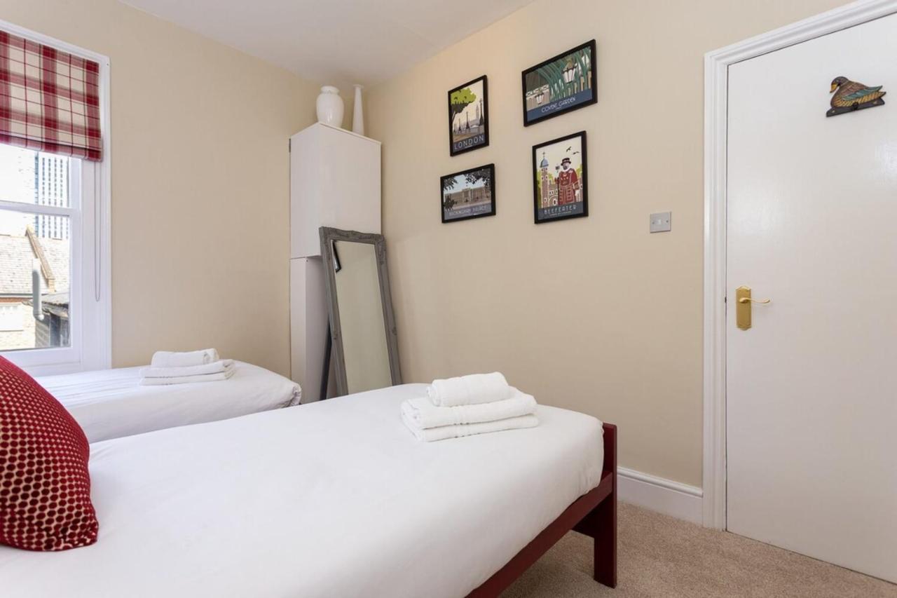 לונדון Quaint 2 Bedroom Flat - 9 Minutes Walk To Vauxhall Tube מראה חיצוני תמונה